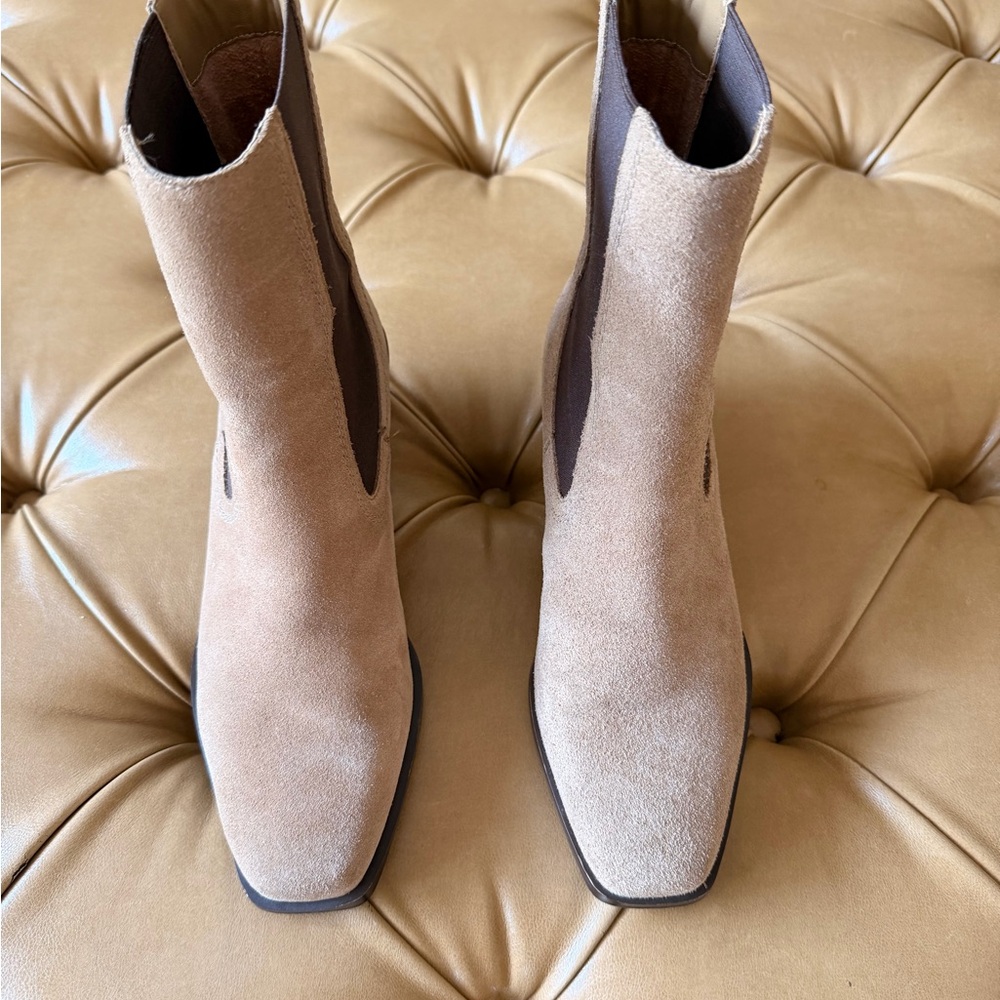 Nordstrom Clemens Tan Beige Suede Chelsea Ankle Boots